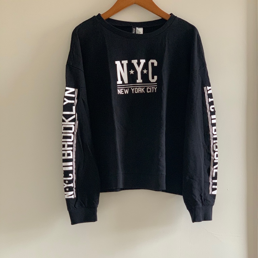 H&M Long Sleeve NYC Sweater